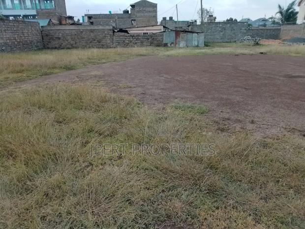40 by 62 Plot for Sale