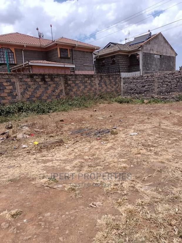 40 by 60 Plot for Sale