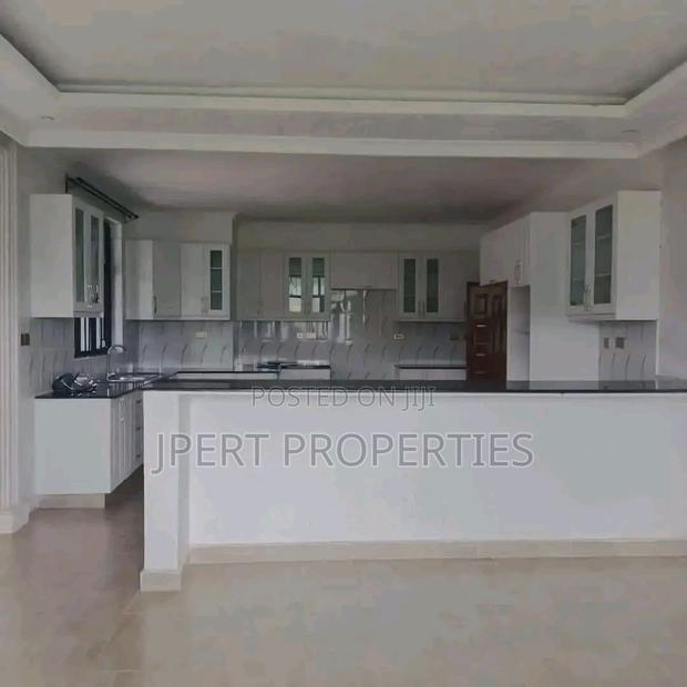 5bdrm Mansion in Dykio Bustani, Ruiru for sale