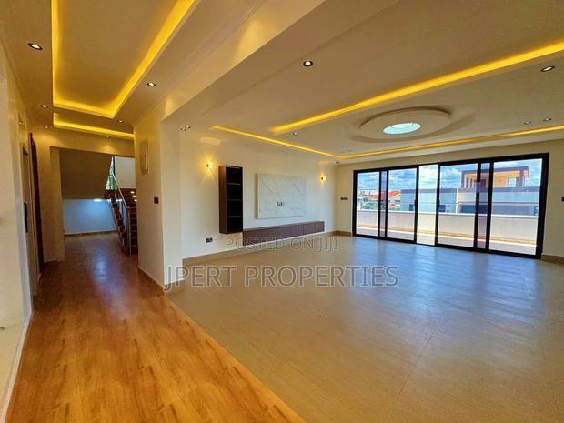 5bdrm Mansion in Tatu City, Ruiru for sale