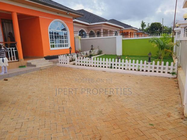 3bdrm Bungalow in Kroad Pinewood, Juja for rent