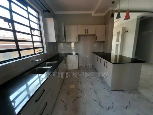 4bdrm Bungalow in Mugutha Riverside, Ruiru for sale