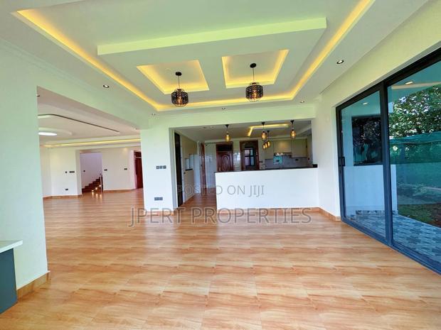 5bdrm Mansion in Tatu City, Ruiru for sale