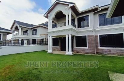 4bdrm Townhouse / Terrace in Paradise Road, Runda for rent