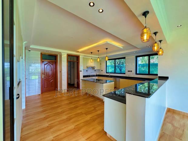 5bdrm Mansion in Tatu City, Ruiru for sale