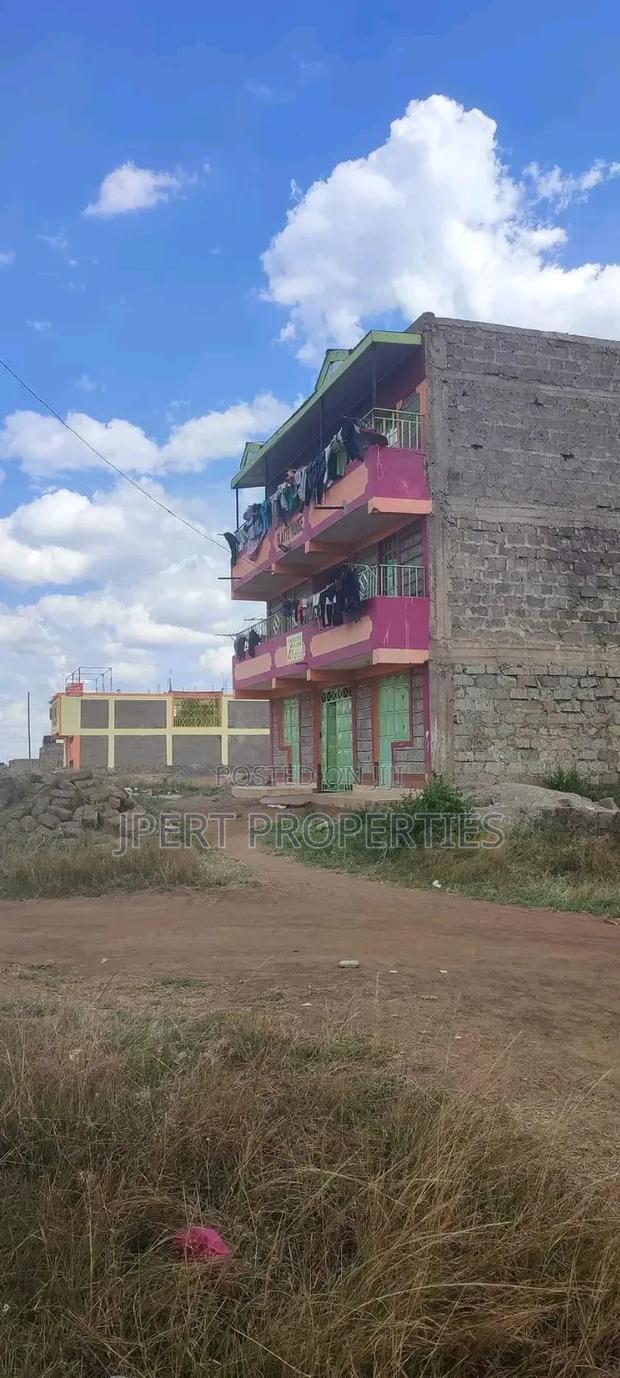 20bdrm Apartment in Witeithie, Witethie for sale