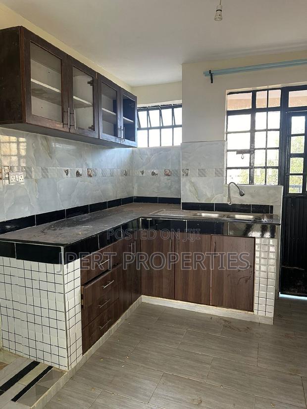 20bdrm Apartment in Kikuyu, Kidfarmaco for sale