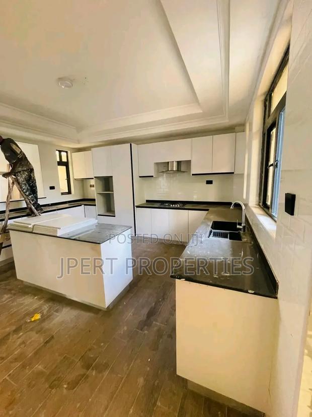 4bdrm Maisonette in Mugutha, Ruiru for sale
