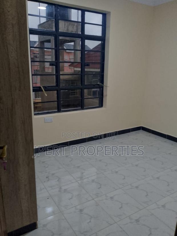 4bdrm Mansion in Kenyatta Road for sale
