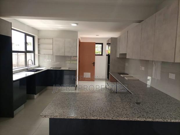 4bdrm Maisonette in Tola Estate Mangu, Thika for sale