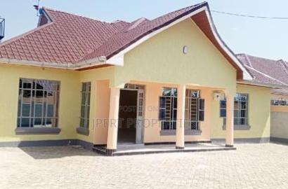 3bdrm Bungalow in Mugutha, Ruiru for sale