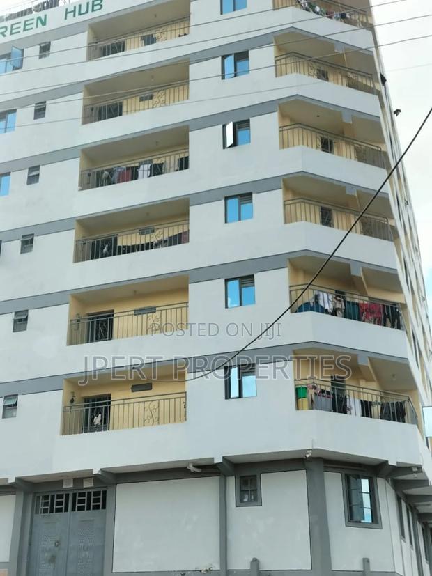 6bdrm Apartment in Njiru for sale
