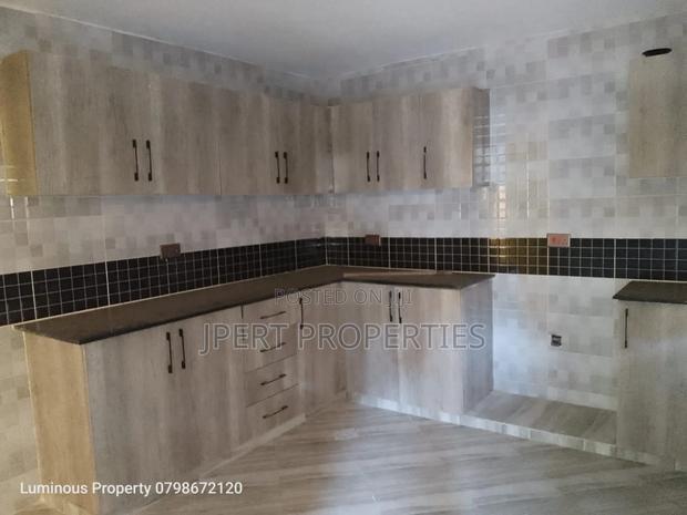 4bdrm Maisonette in Muigain, Kenyatta Road / Theta for sale