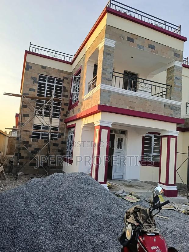 4bdrm Maisonette in Tola Estate Mangu, Thika for sale