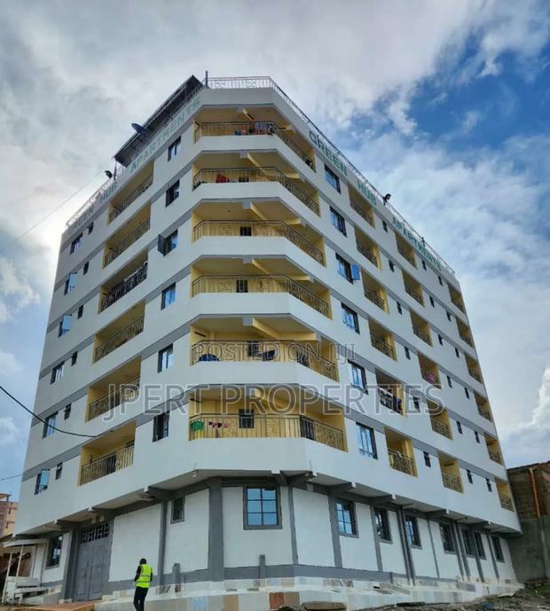 6bdrm Apartment in Njiru for sale