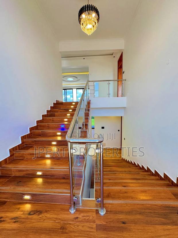 5bdrm Mansion in Tatu City, Ruiru for sale