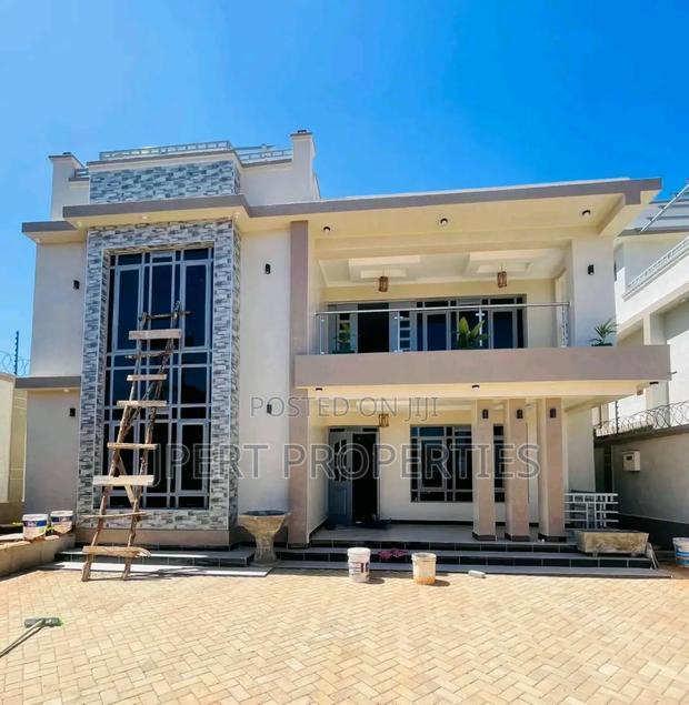 4bdrm Maisonette in Mugutha, Ruiru for sale