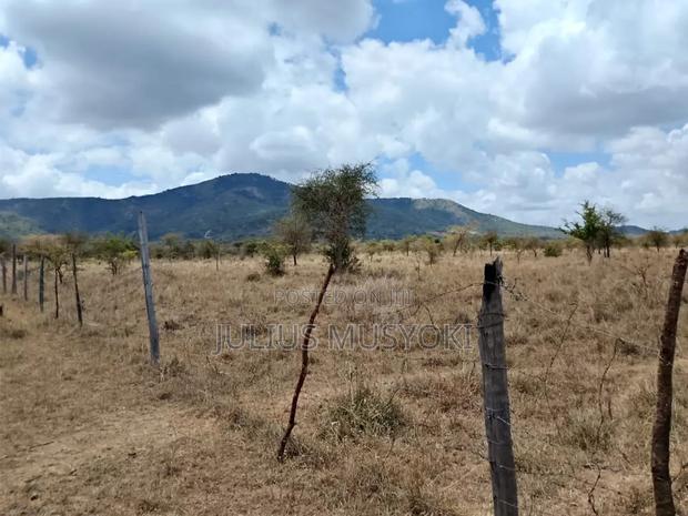100 Acres Sultan Hamud Makueni