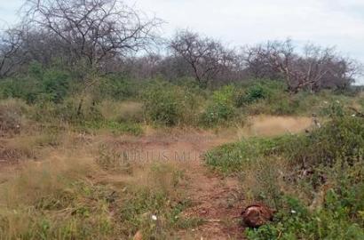 8 Acres Makindu Makueni