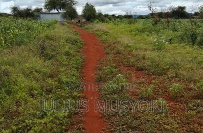 10 Acres Emali Makasa