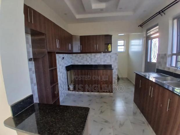 3bdrm Bungalow in Mugutha, Murera for sale