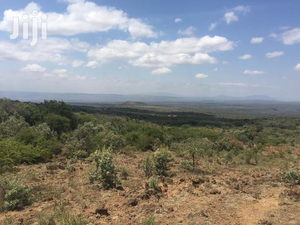 Scenic 11 Acres Ewuaso Kedong