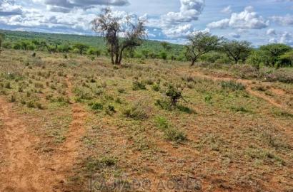 Prime 5 Acres in Kajiado at 3.5m(200metres From Tarmac