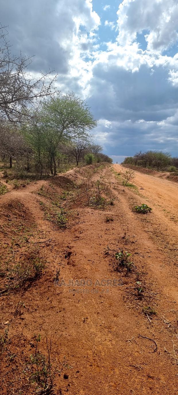 42 Acres Iselengei(Oloitoktok South) at 350k Per Acre