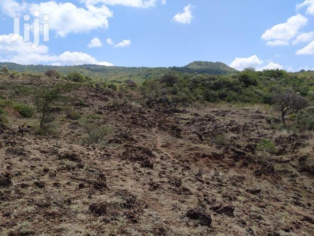 Scenic 11 Acres Ewuaso Kedong