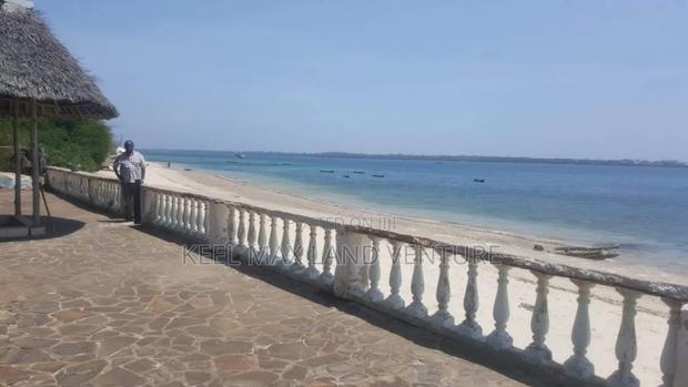 Shimoni 0.13ha 0.2 Beach Front Plots for Sale