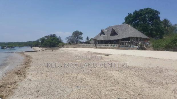Shimoni 0.13ha 0.2 Beach Front Plots for Sale