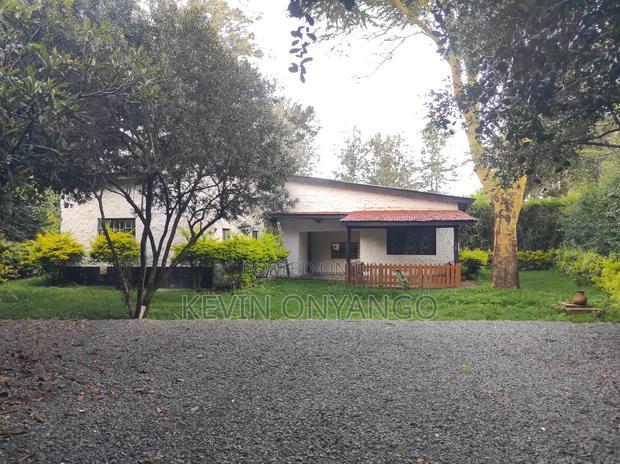 3bdrm Bungalow in Karen for rent