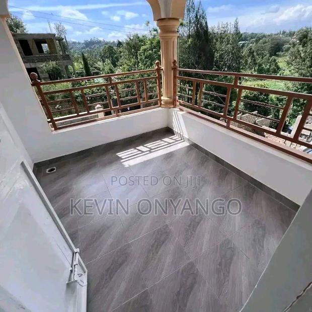 5bdrm Maisonette in Ngong for sale