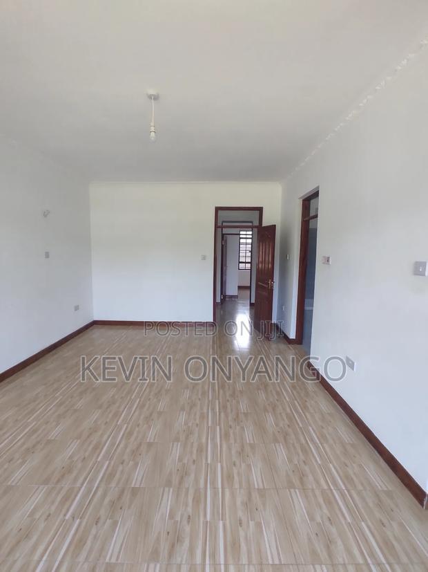 3bdrm Bungalow in Karen for rent