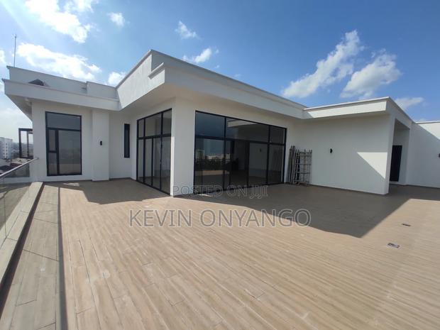 3bdrm Penthouse in Lavington for sale