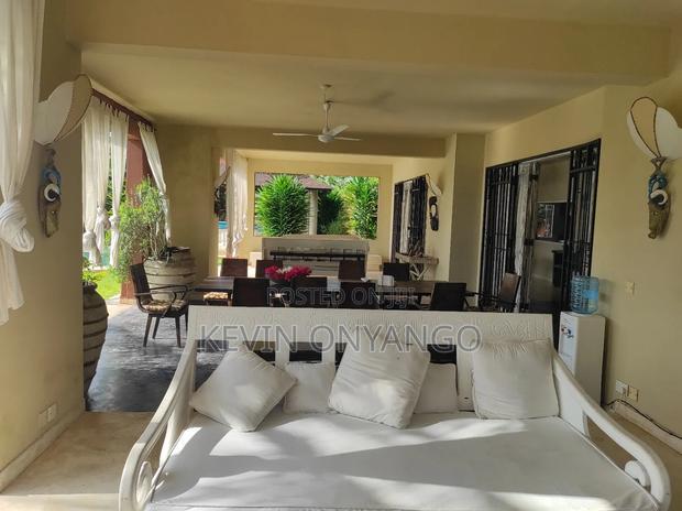 Furnished 6bdrm Villa in Watamu for sale