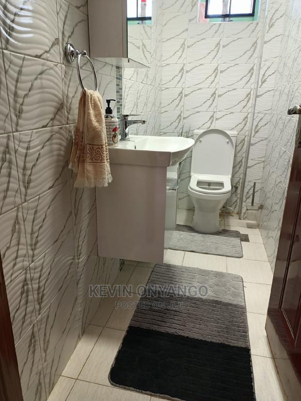 5bdrm Mansion in Chuna Estate, Kitengela for sale