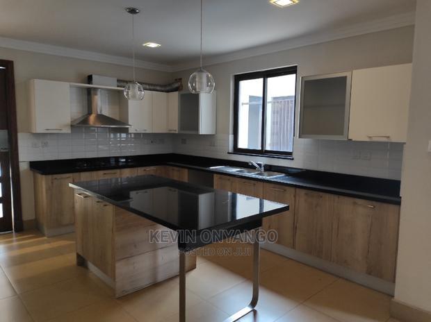 5bdrm Villa in Karen for Rent