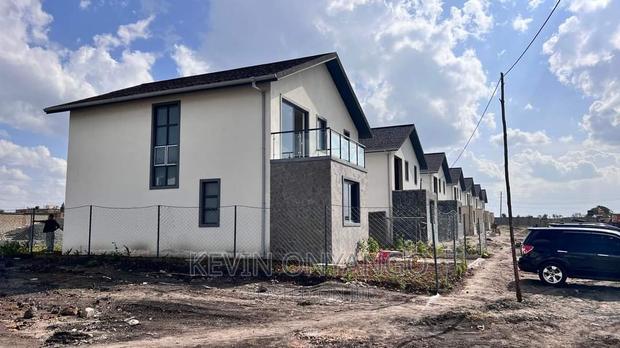 4bdrm Maisonette in Ongata Rongai, Maasai Lodge for sale