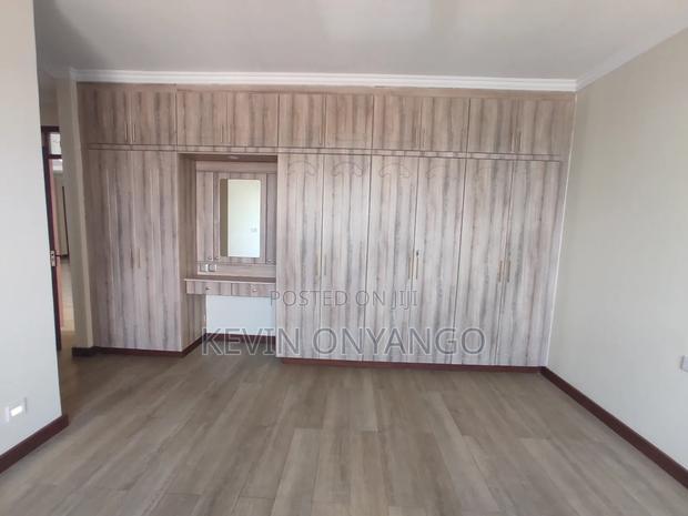 4bdrm Duplex in Parklands for rent