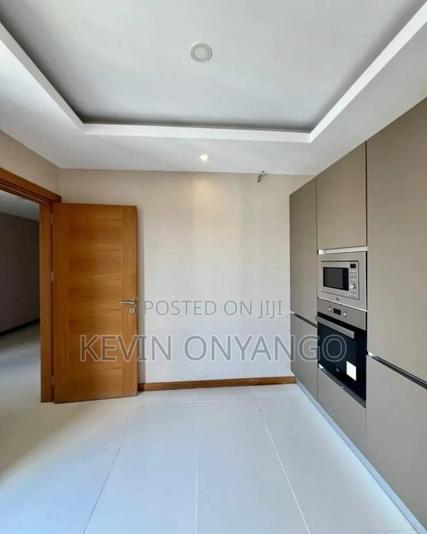 5bdrm Penthouse in Kileleshwa for sale