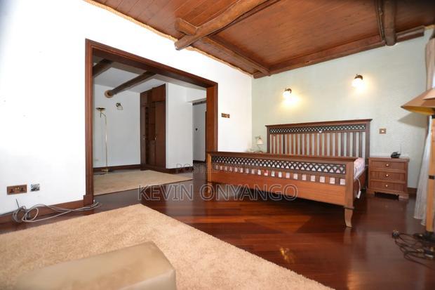 5bdrm House in Runda for rent