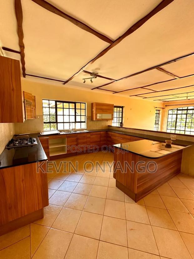 4bdrm Bungalow in Karen for sale