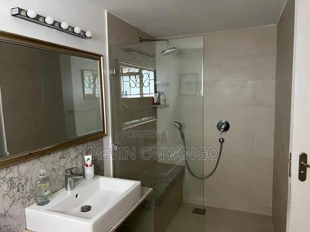 5bdrm Townhouse/Terrace in Kilimani for sale