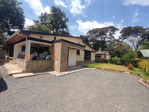 3bdrm Bungalow in Karen for rent