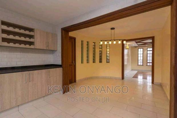 7bdrm Villa in Karen for rent