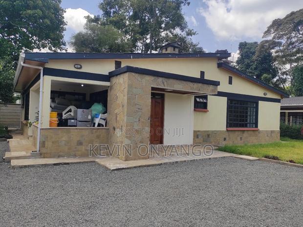 3bdrm Bungalow in Karen for rent