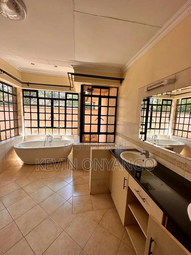 4bdrm Bungalow in Karen for sale
