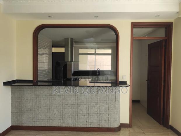 4bdrm Duplex in Parklands for rent