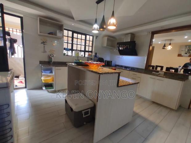 6bdrm House in Kerarapon for sale